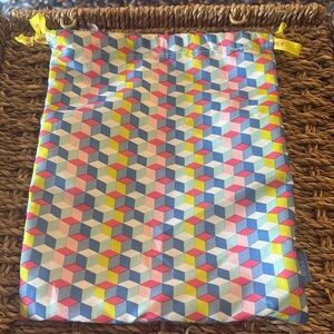 brand-new IPSY drawstring geometrical color block